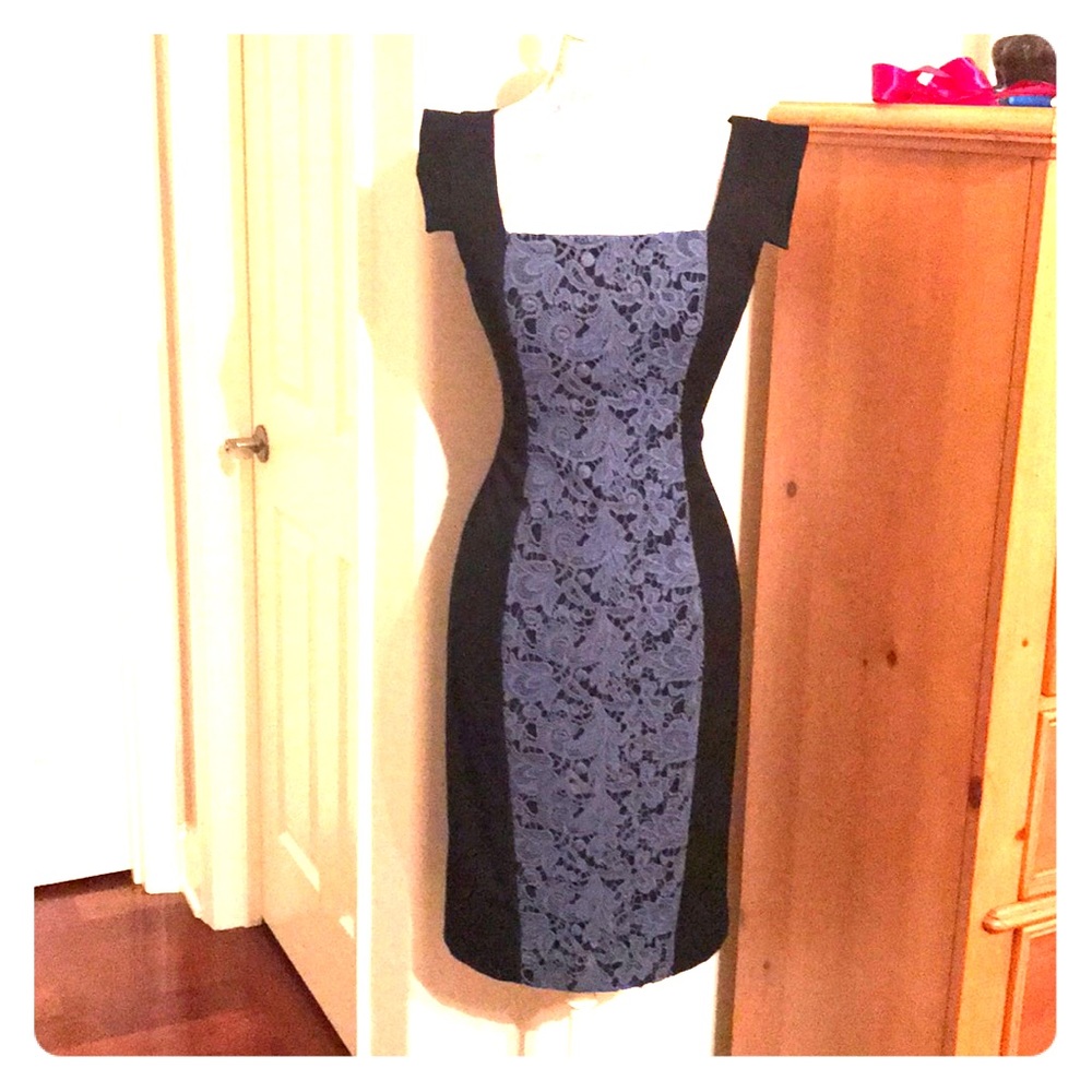 Black Halo size 2, bodycon dress.